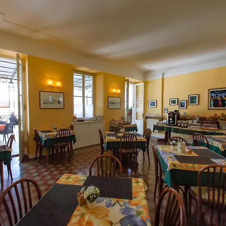 Hotel Garni Riviera Gargnano