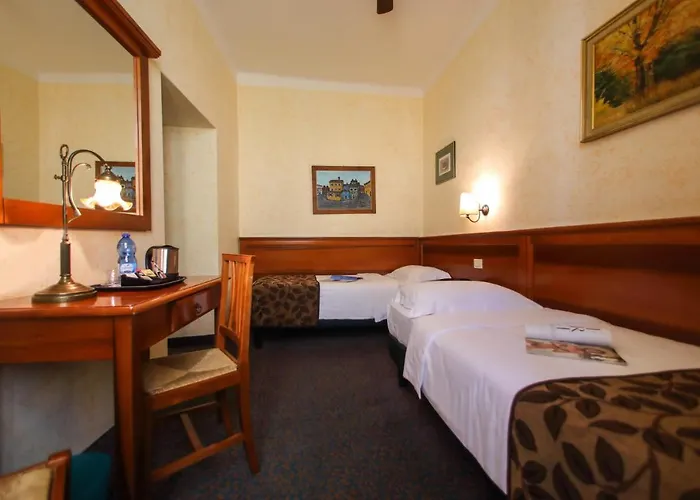 Garni Riviera מלון 2*