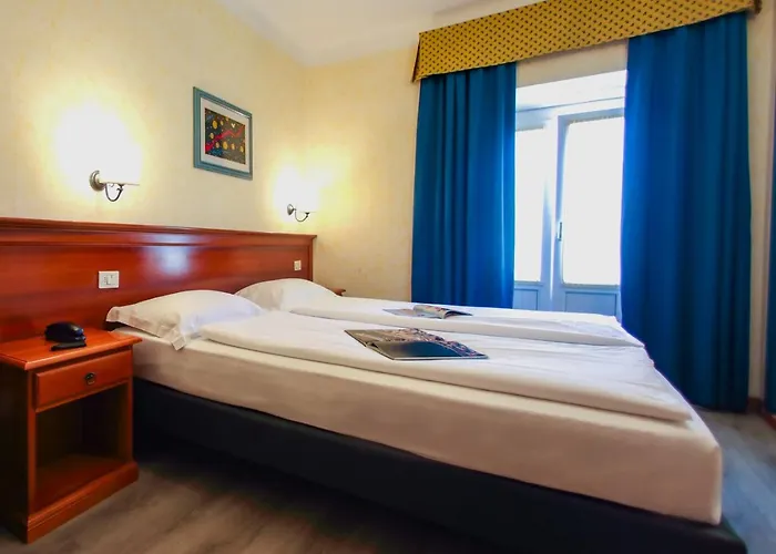 Garni Riviera 2*