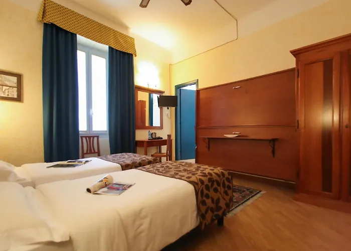 Garni Riviera מלון 2*